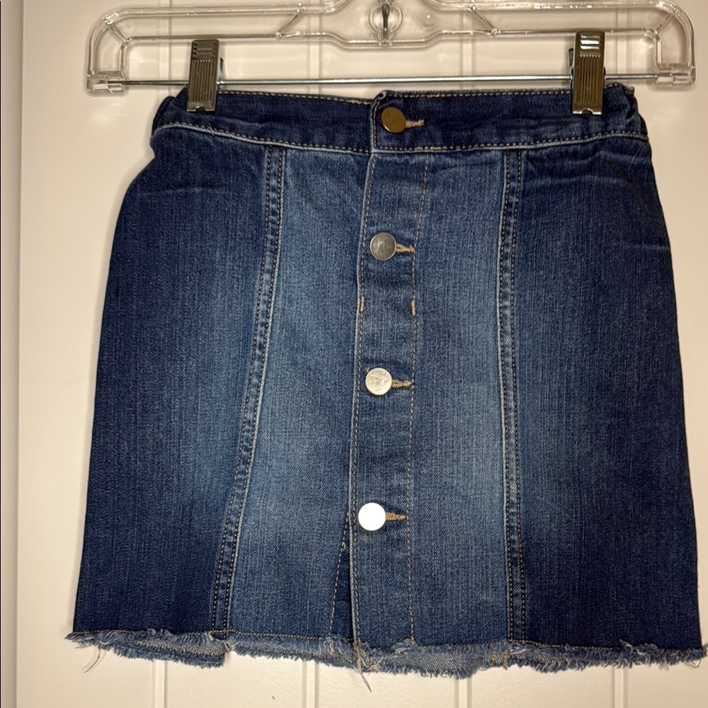 The Children’s Place Blue Denim Skirt Girls Size 6X/7